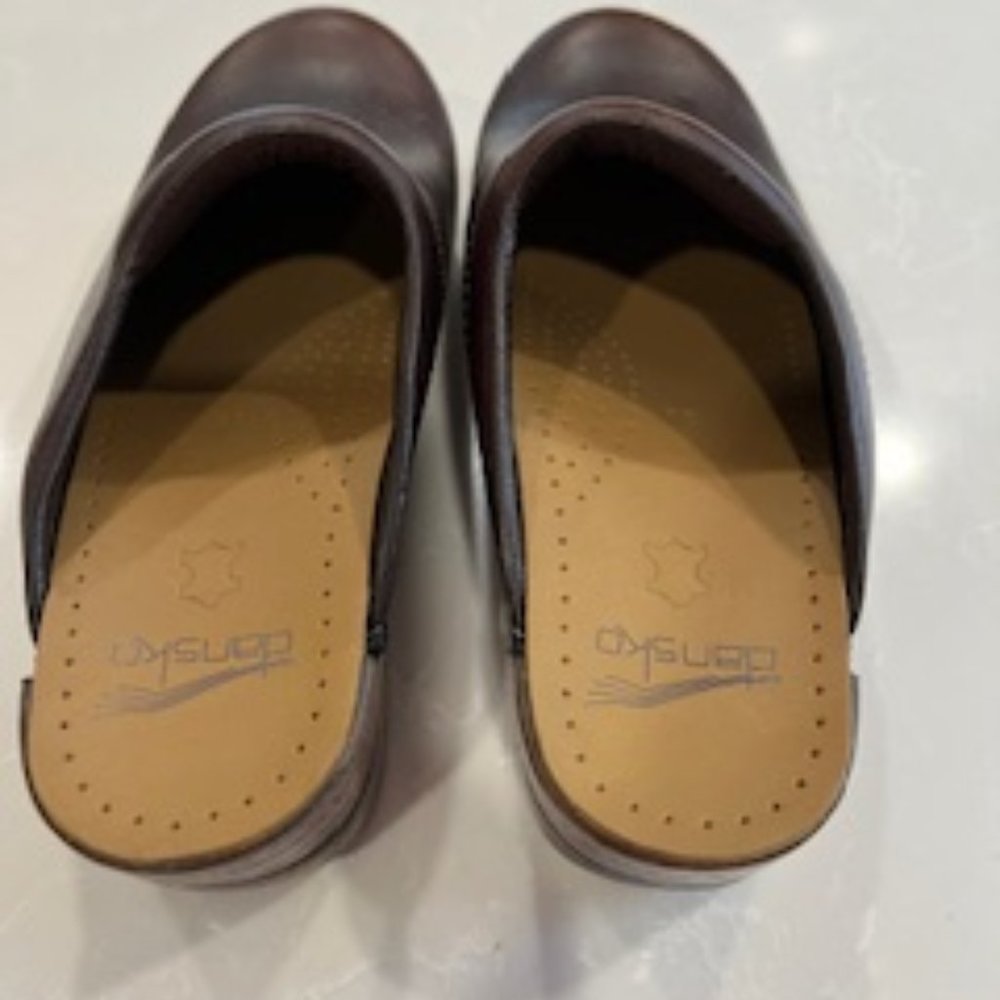 Brown Dansko Clogs 7 (38)